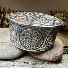 Load image into Gallery viewer, Round Celtic Trinket Box