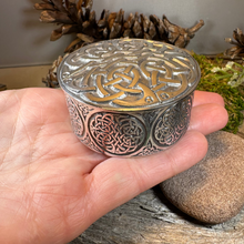 Load image into Gallery viewer, Round Celtic Trinket Box