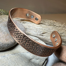 Load image into Gallery viewer, Domnall Celtic Copper Cuff Bracelet