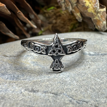 Load image into Gallery viewer, Soar Celtic Raven Ring
