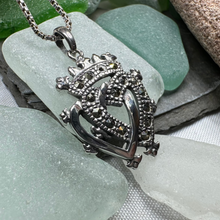 Load image into Gallery viewer, Isla Luckenbooth Necklace