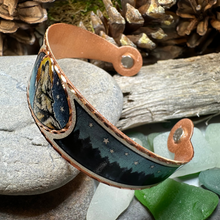 Load image into Gallery viewer, Starry Night Wolf Copper Cuff Bracelet