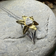 Load image into Gallery viewer, Golden Welsh Daffodil Necklace