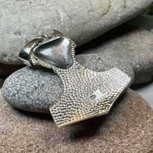 Load image into Gallery viewer, Wolf's Head Thor's Hammer Necklace