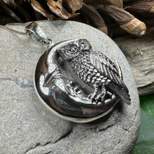Load image into Gallery viewer, Oidhche Mhath Owl Necklace