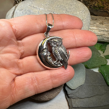 Load image into Gallery viewer, Oidhche Mhath Owl Necklace