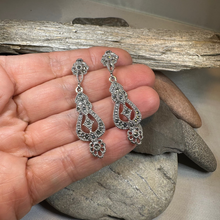 Load image into Gallery viewer, Grainne Celtic Knot Earrings
