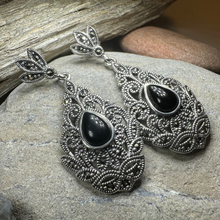 Load image into Gallery viewer, Cecette Romantic Earrings