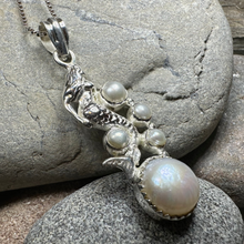 Load image into Gallery viewer, Marica Pearl Mermaid Necklace