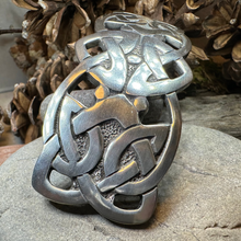 Load image into Gallery viewer, Celtic Friendship Knot Hair Clip