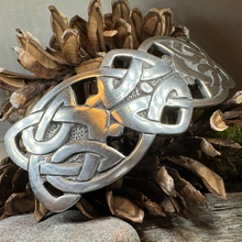 Load image into Gallery viewer, Celtic Friendship Knot Hair Clip