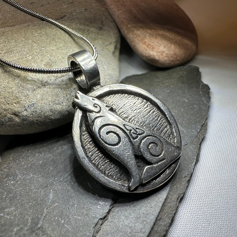Load image into Gallery viewer, Celtic Wolf Pewter Necklace
