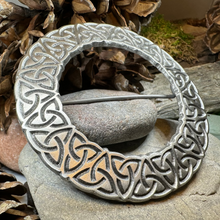 Load image into Gallery viewer, Cahir Celtic Trinity Knot Tartan Pin