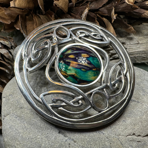 Load image into Gallery viewer, Heathergems Celtic Knot Brooch - Classic Scottish Jewelry