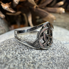 Load image into Gallery viewer, Dainty Little Celtic Ring