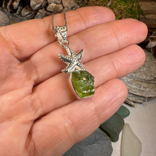 Load image into Gallery viewer, Starfish Peridot Necklace