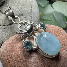 Load image into Gallery viewer, Carrie Crab Aquamarine Necklace