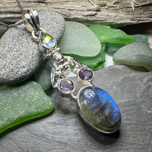 Load image into Gallery viewer, Fairy Dust Bee Necklace