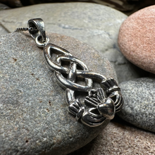 Load image into Gallery viewer, Croi Claddagh Necklace