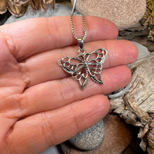 Load image into Gallery viewer, Lovely Butterfly Necklace