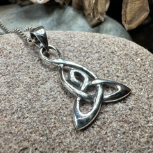 Load image into Gallery viewer, Mother's Knot Necklace