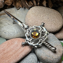 Load image into Gallery viewer, Crystal Stag Kilt Pin