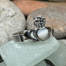 Load image into Gallery viewer, Aurora Claddagh Ring