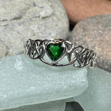 Load image into Gallery viewer, Amore Celtic Heart Ring