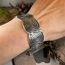Load image into Gallery viewer, Aldara Celtic Spiral Bracelet