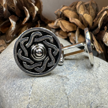 Load image into Gallery viewer, Celtic Shield Cuff Links