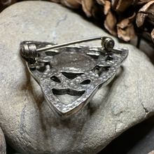 Load image into Gallery viewer, Heathergems Pictish Celtic Knot Brooch