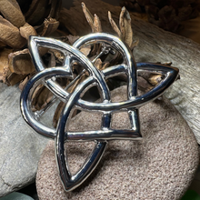 Load image into Gallery viewer, Celtic Love Knot Brooch