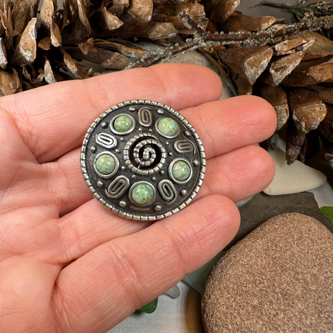 Load image into Gallery viewer, Nightfall Celtic Knot Brooch - Handmade in Scotland