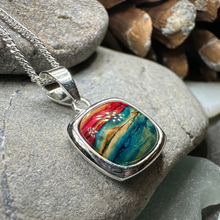 Load image into Gallery viewer, Mira Heathergems Celtic Necklace
