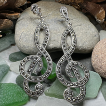Load image into Gallery viewer, Prima Donna Music Note Earrings