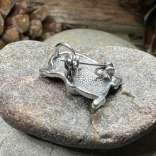 Load image into Gallery viewer, Hugs Hedgehog Pin