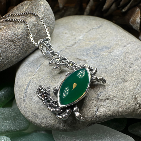 Load image into Gallery viewer, Green Seas Crab Necklace