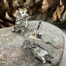 Load image into Gallery viewer, Luch Mouse Post Earrings