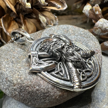Load image into Gallery viewer, Uthred Viking Warrior Necklace