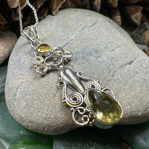 Load image into Gallery viewer, Rising Goddess Necklace