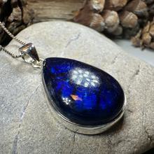 Load image into Gallery viewer, Galaxy Blue Labradorite Necklace