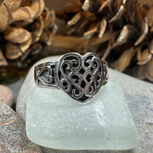 Load image into Gallery viewer, Sophie Heart Ring