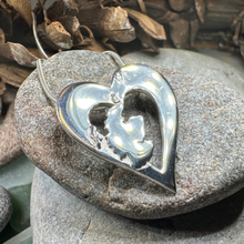 Load image into Gallery viewer, Scotland Heart Necklace