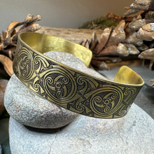 Load image into Gallery viewer, Evolution Bronze Celtic Cuff Bracelet