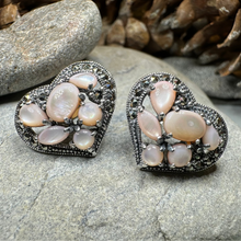 Load image into Gallery viewer, Timeless Heart Post Earrings