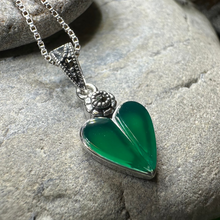 Load image into Gallery viewer, Aubrina Celtic Heart Necklace