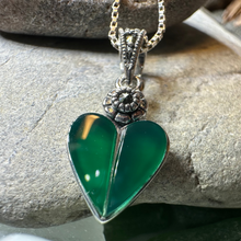 Load image into Gallery viewer, Aubrina Celtic Heart Necklace