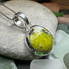 Load image into Gallery viewer, Connemara Marble Irish Simplicity Necklace