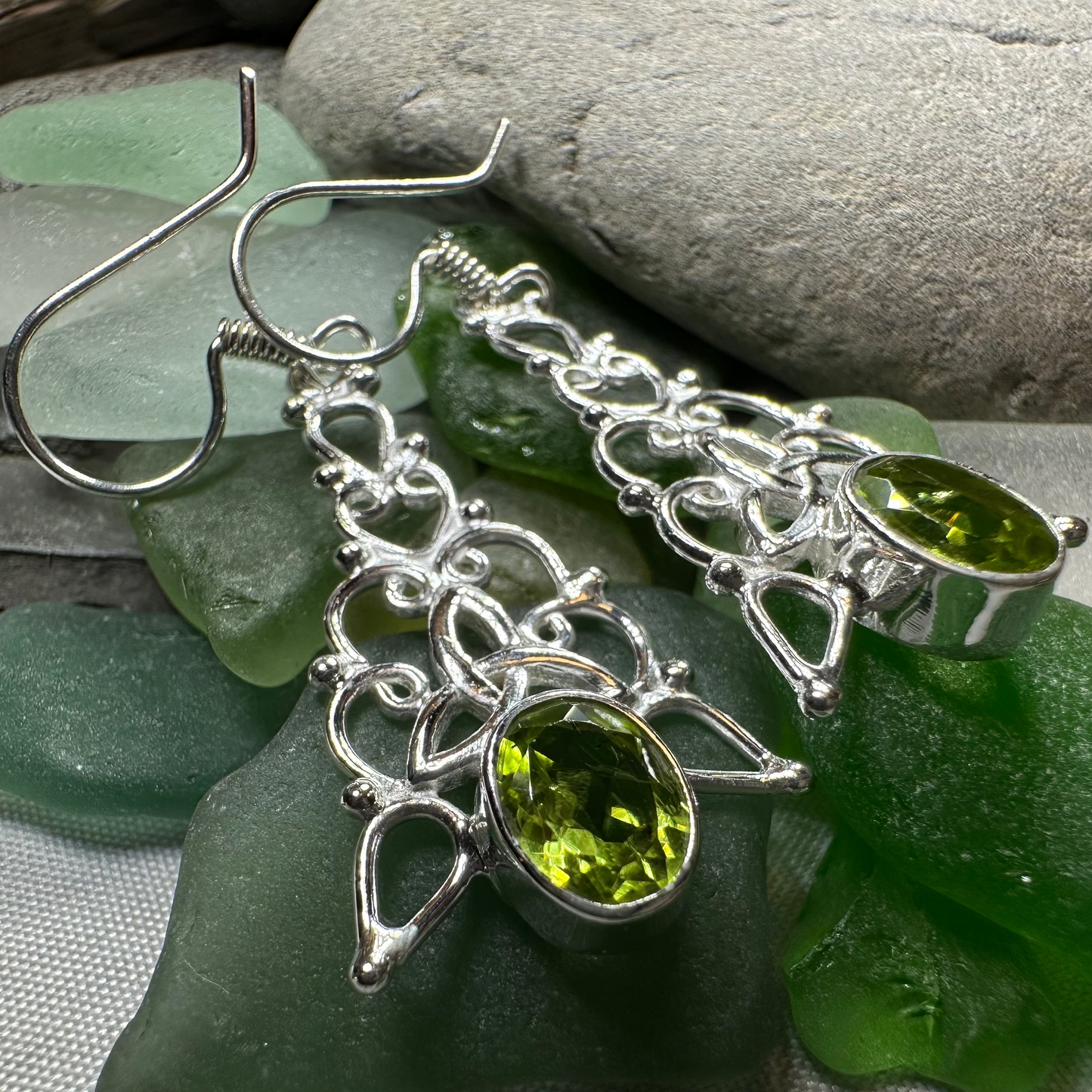 Angeni Celtic Trinity Knot Earrings in Sterling Silver — view 8
