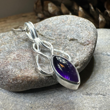 Load image into Gallery viewer, Enide Celtic Knot Necklace